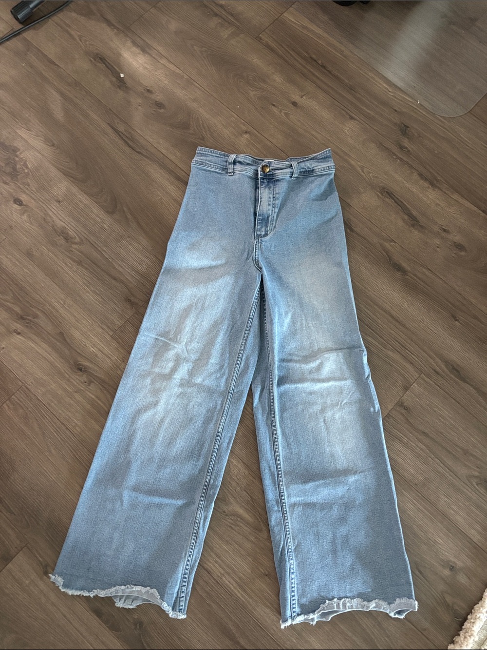 Billabong Light Wash Wide Leg Jeans with Raw Hem